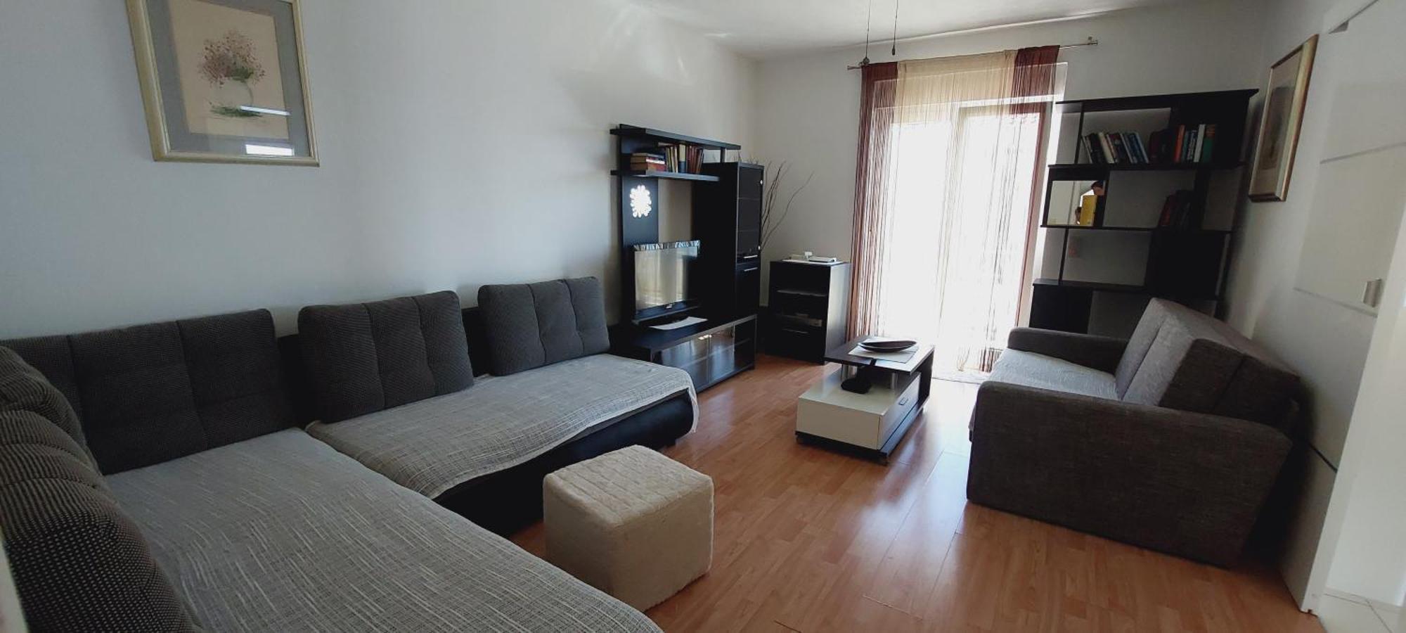 Apartman Ll S Pogledom I Izmedu Splita I Trogira Su Kastela Dalmacija Hrvatska Exterior photo